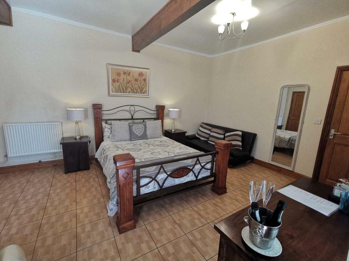 The Mill Bed And Breakfast Stone  Esterno foto